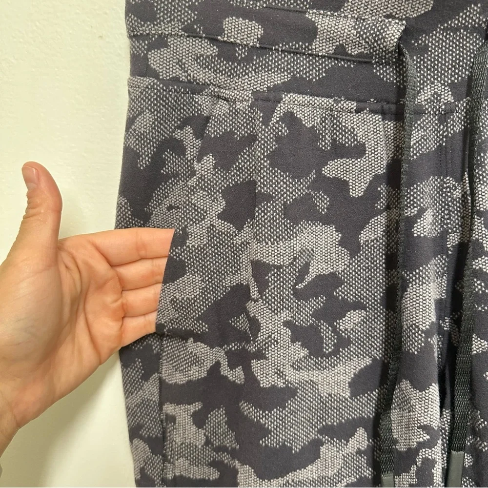 Lululemon Ready To Rulu Jogger Crop